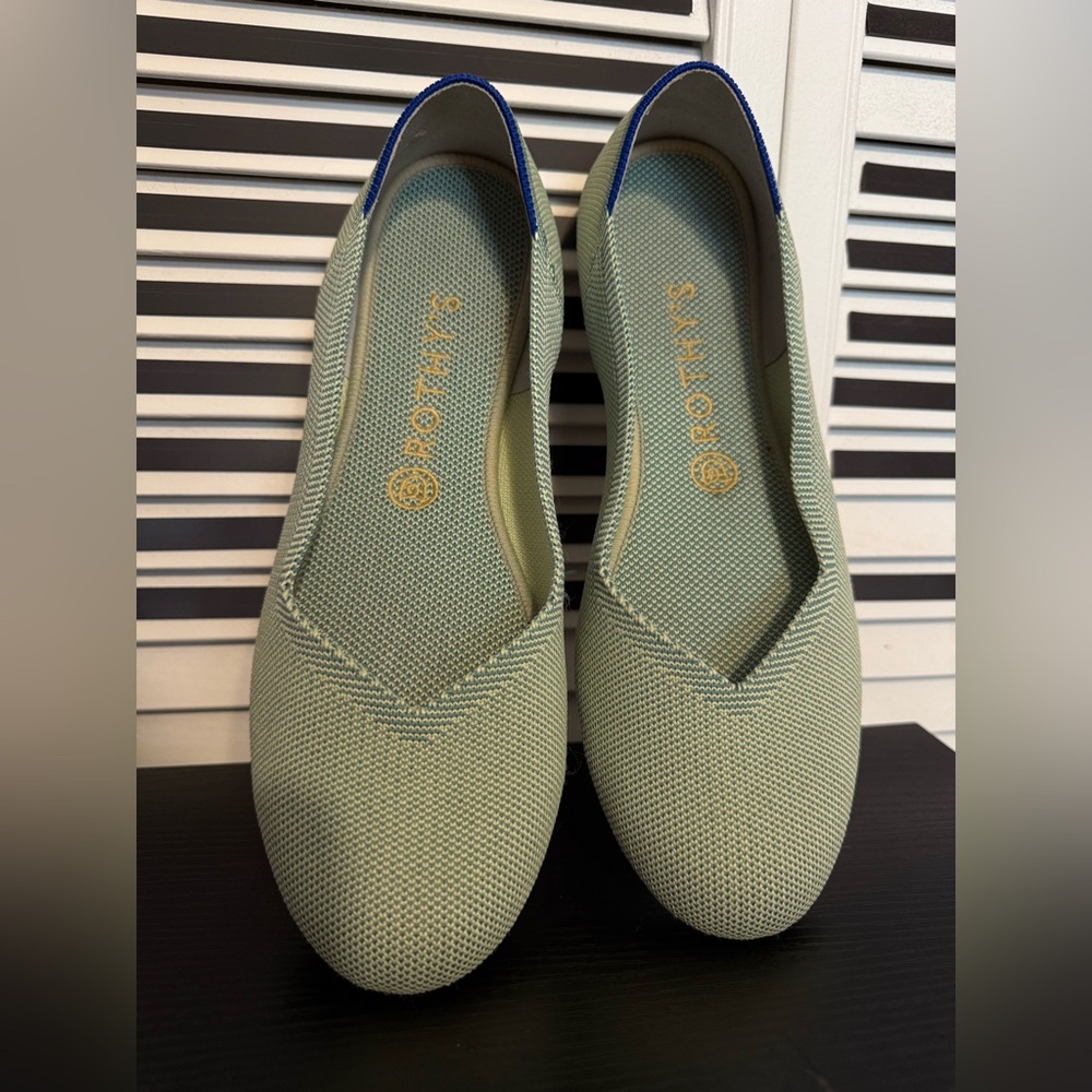 Rothy's Mint Green Knit Flats